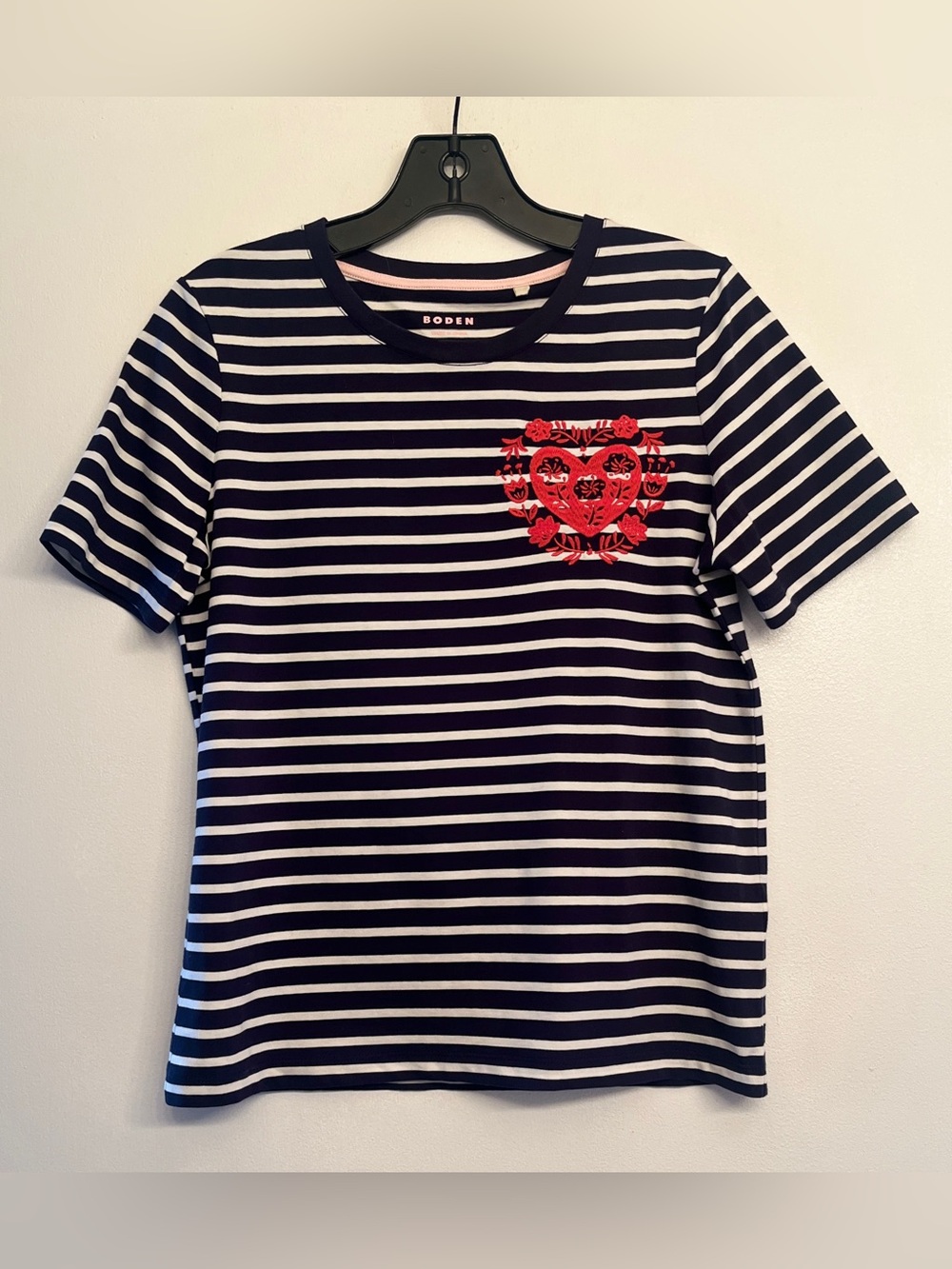 Boden Navy & White Striped Tee with Embroidered Red Floral Heart
Appliqué XS